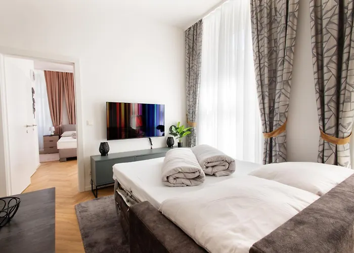 Apartament Royal Residences *